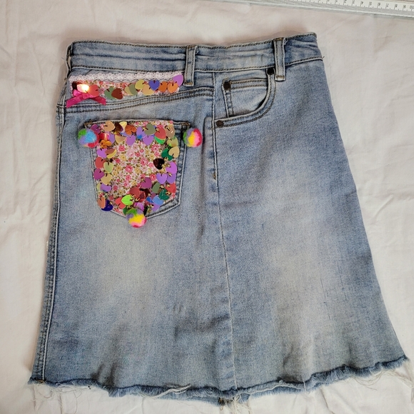 Girls Denim Skirt Upcycled Button Up Stretch Blue Denim. PARTY Christmas  size 6 - Picture 5 of 12